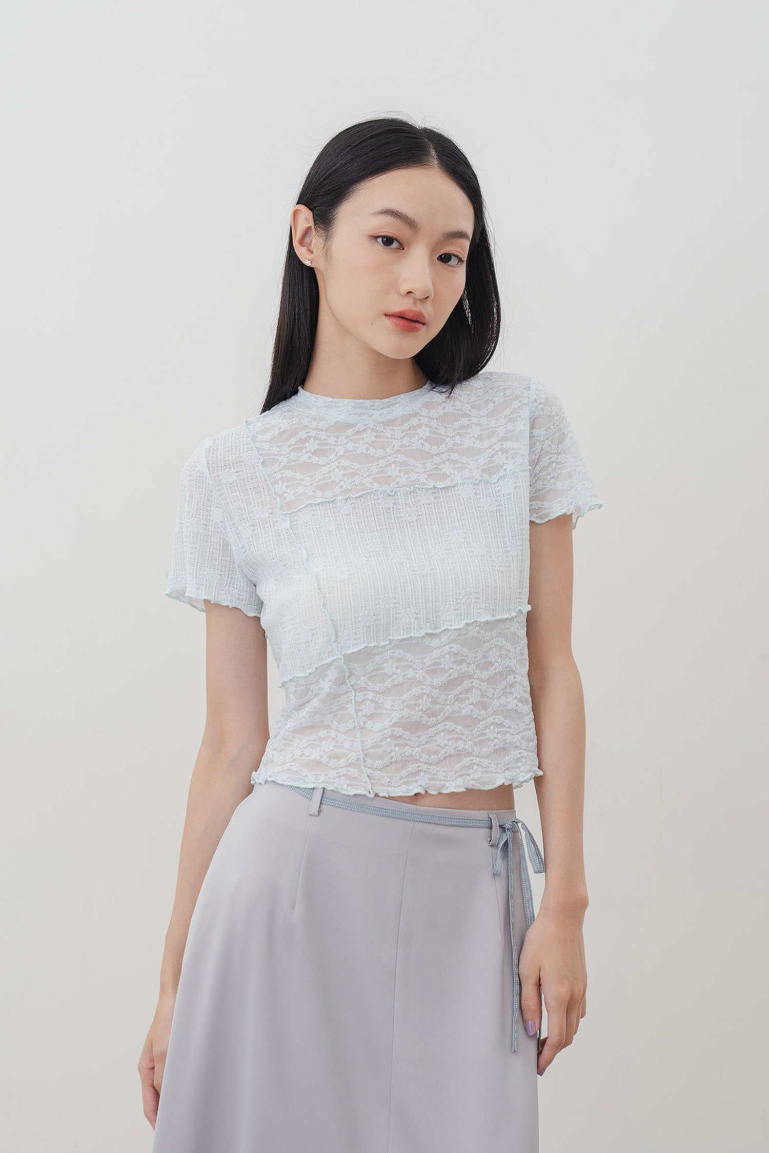 小小花園蕾絲拼接上衣