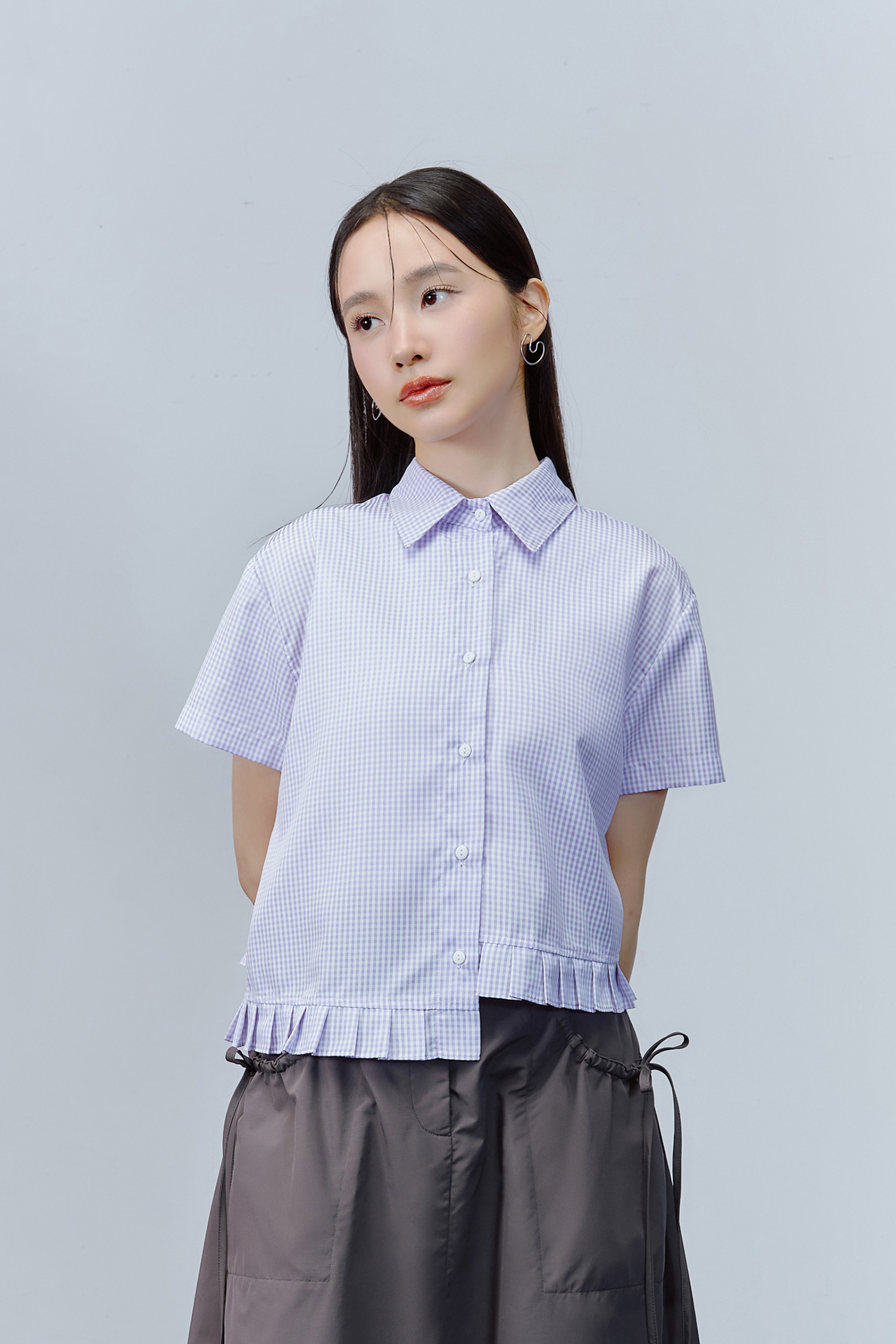 小百褶格紋襯衫
