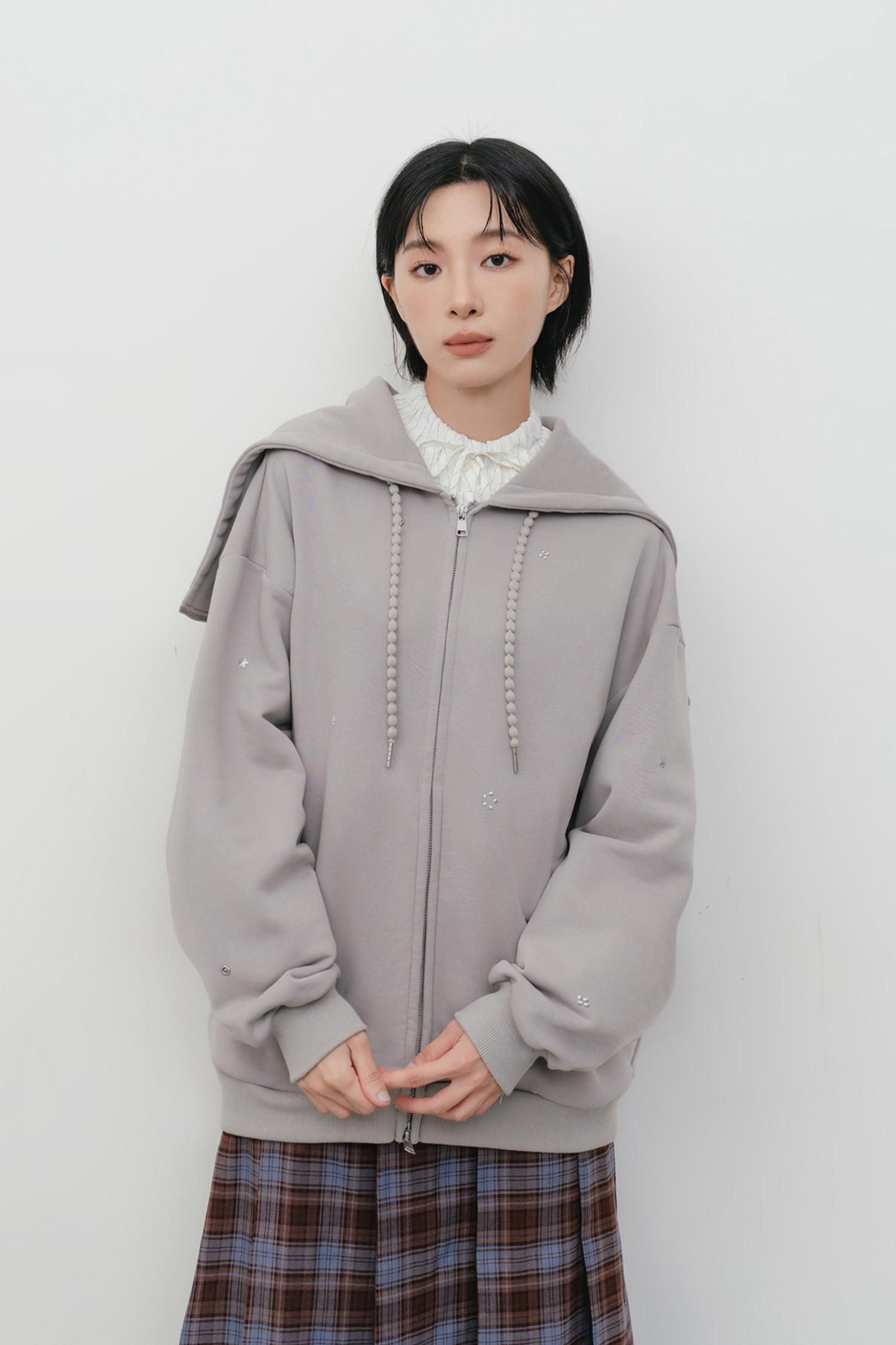 偷改衣服連帽外套