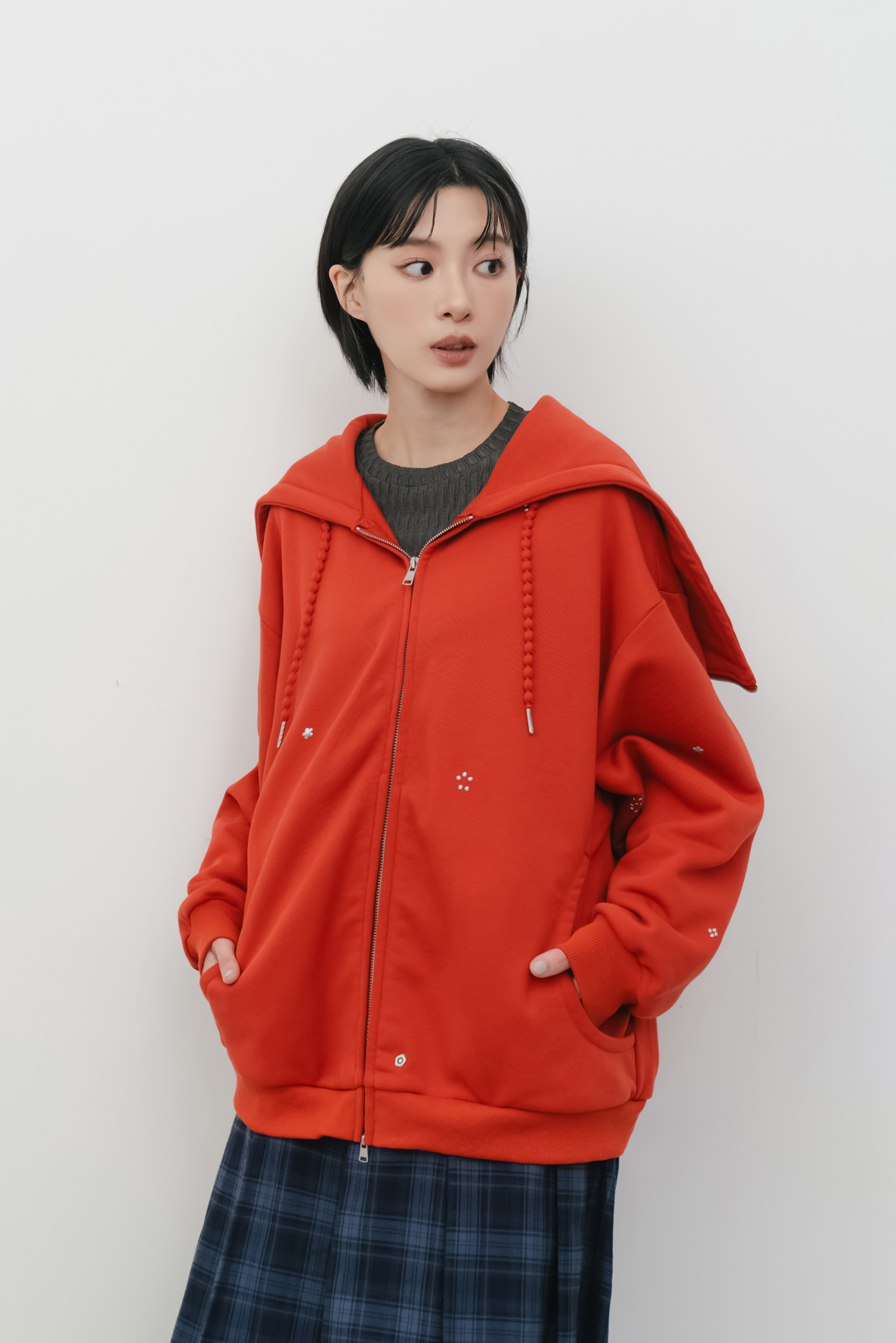 偷改衣服連帽外套