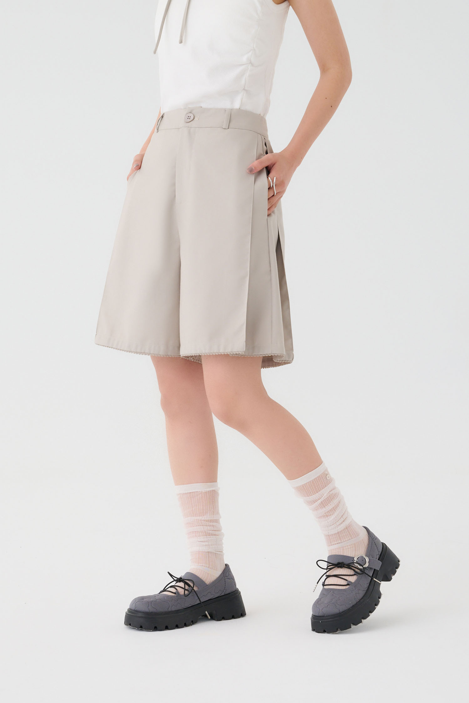 精緻女孩西裝褲裙