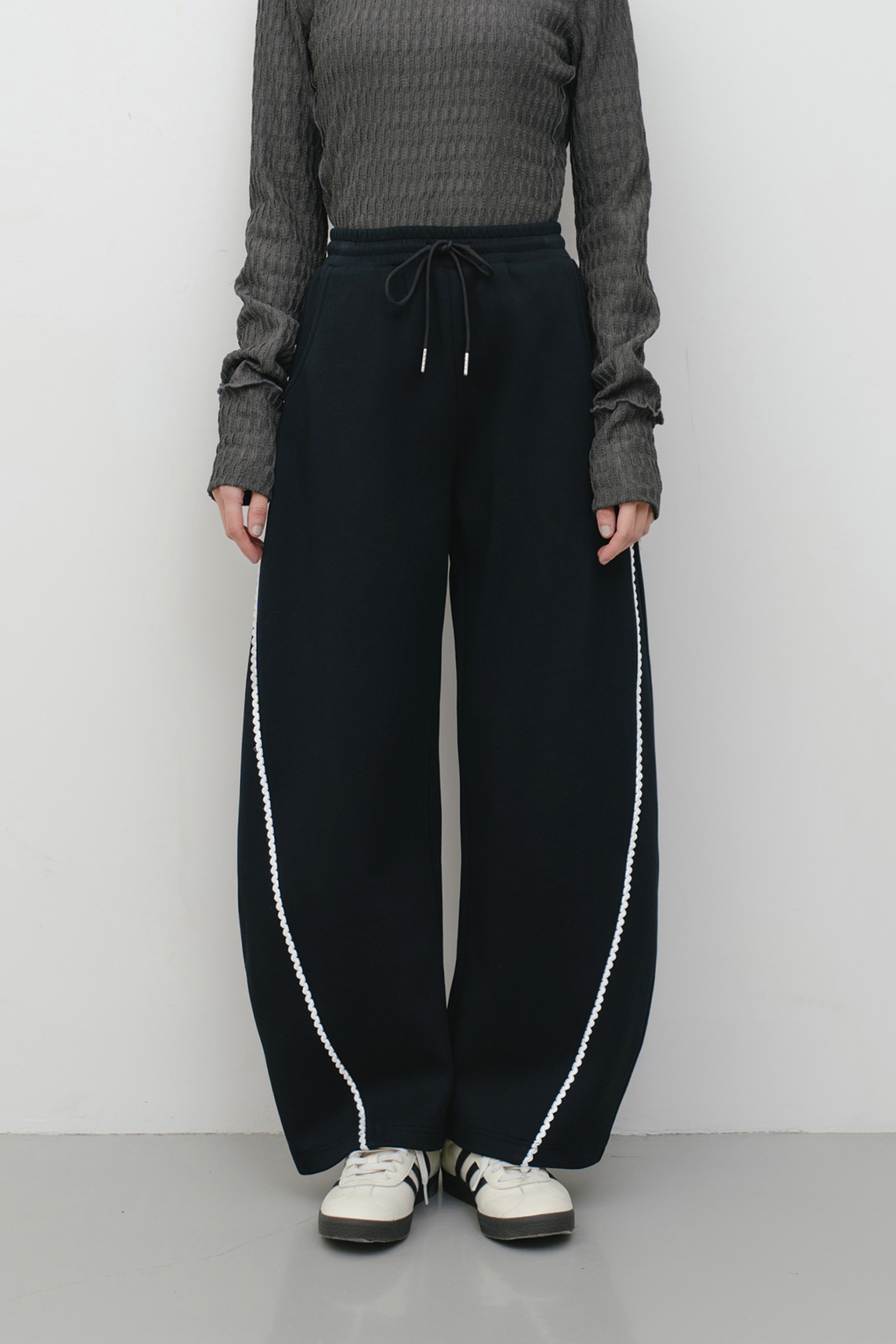 壓紋小花彎刀棉褲