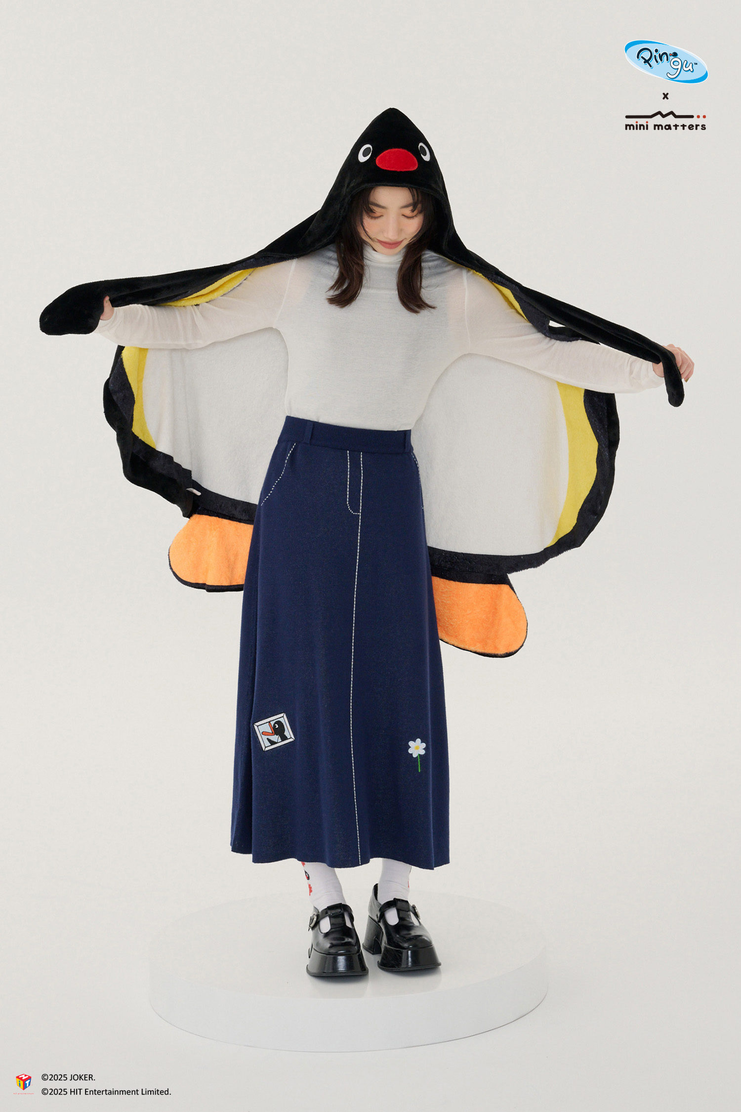 擁抱Pingu連帽披肩毯