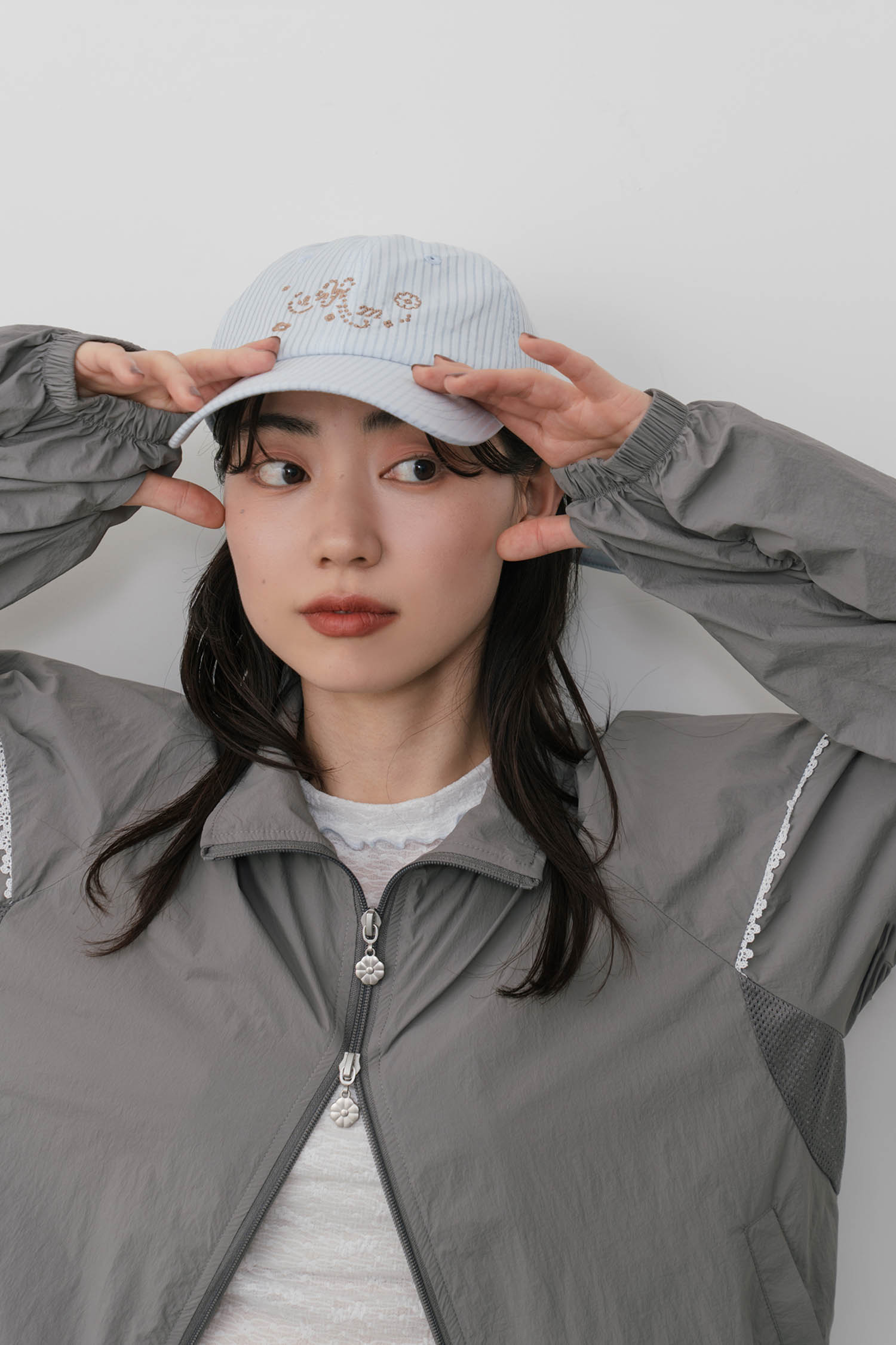 小綁帶條紋棒球帽